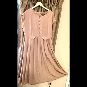 16 Peterman Vintage Taupe Beige Silk Modest Semi Formal Dress Y2K